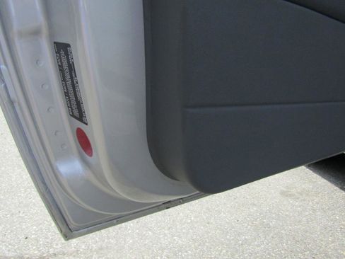 Used 2007 Saab 9-3 2.0T w/ Premium Audio Pkg FWD image 40