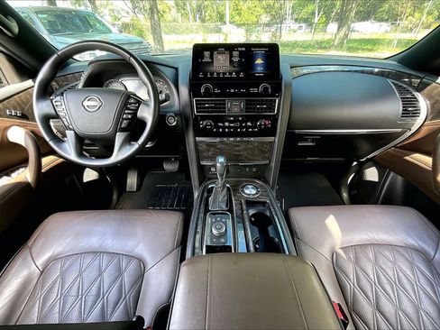 Used 2022 Nissan Armada Platinum w/ Captain's Chairs Package image 7