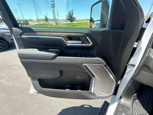New 2025 Chevrolet Silverado 3500 High Country w/ Technology Package image 18