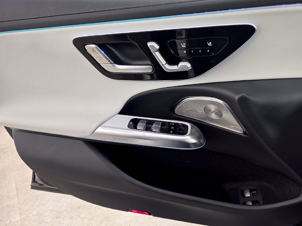 New 2027 Mercedes-Benz E 53 AMG e 4MATIC Sedan image 16
