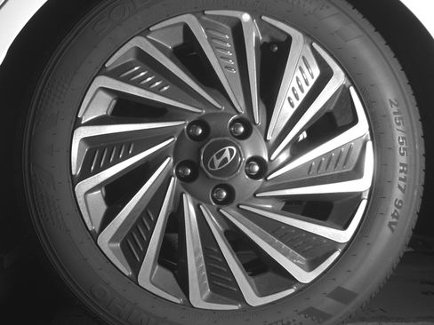 Used 2025 Hyundai Sonata SEL FWD image 14