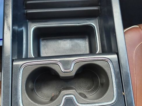 Used 2016 Chevrolet Silverado 2500 High Country image 18