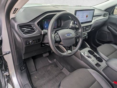 Certified 2023 Ford Escape SE FWD image 9