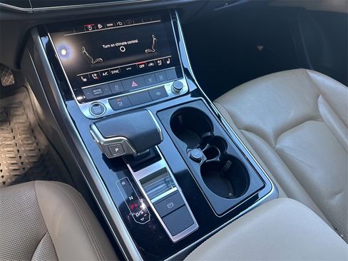 Used 2021 Audi Q7 3.0T Premium Plus image 25