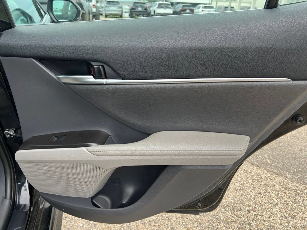 Used 2024 Toyota Camry XSE FWD image 38