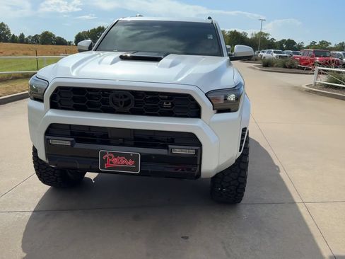 Used 2026 Toyota 4Runner TRD Sport Premium AWD/4WD image 3