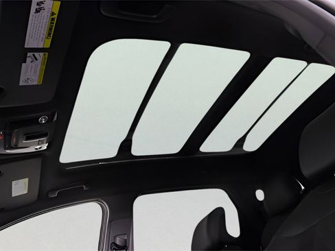 Used 2024 Kia Sportage X-Line w/ X-Line Premium Package image 47