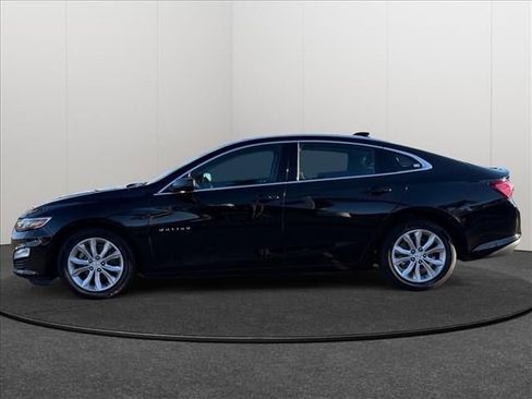 Certified 2022 Chevrolet Malibu LT image 3