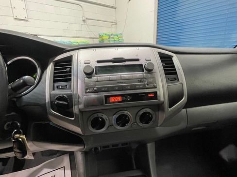 Used 2011 Toyota Tacoma Base w/ TRD Sport Pkg image 31