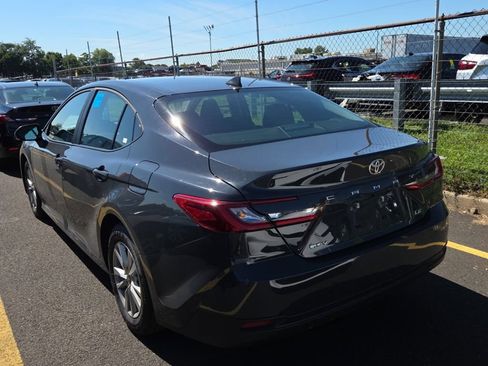 Used 2026 Toyota Camry LE FWD image 6