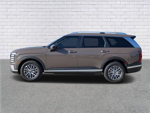 Used 2026 Hyundai Palisade SEL FWD image 2