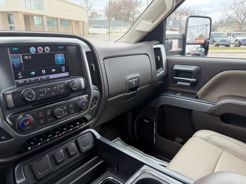 Used 2015 Chevrolet Silverado 2500 LTZ w/ Duramax Plus Package image 25