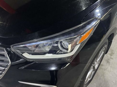 Used 2018 Hyundai Santa Fe SE w/ SE Premium Package 02 AWD/4WD image 5