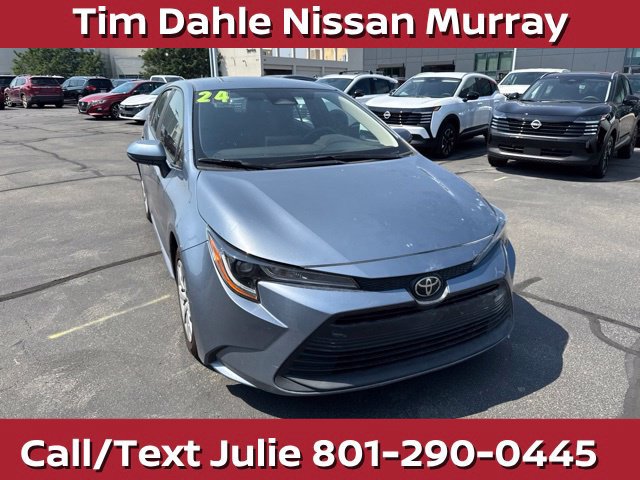 Used 2024 Toyota Corolla LE FWD image 3