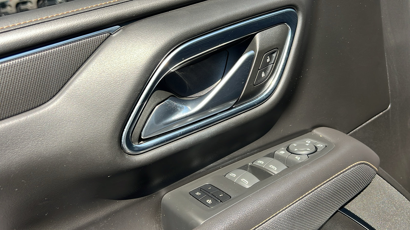 Certified 2023 GMC Yukon AT4 AWD/4WD image 20