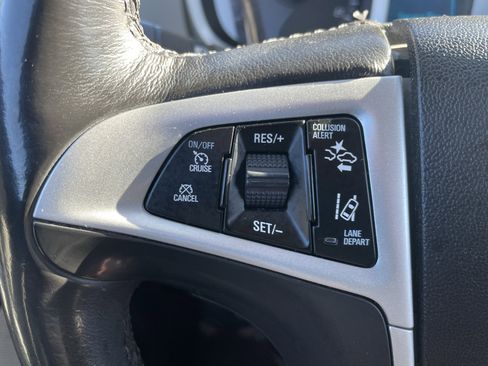 Used 2017 Chevrolet Equinox Premier w/ Enhanced Convenience Package image 14