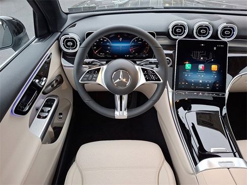 New 2026 Mercedes-Benz GLC 300 4MATIC image 9