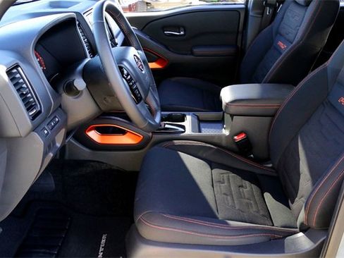 Used 2023 Nissan Frontier Pro-X w/ Technology Package image 10