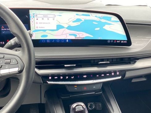 Certified 2025 Cadillac XT4 Premium Luxury AWD/4WD image 10