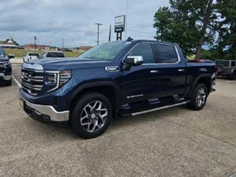 Certified 2023 GMC Sierra 1500 SLT RWD image 4