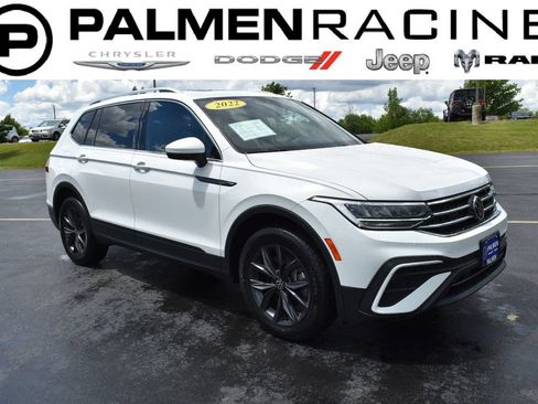 Used 2022 Volkswagen Tiguan SE AWD/4WD image 1