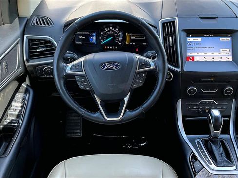 Used 2018 Ford Edge SEL w/ Equipment Group 201A image 6