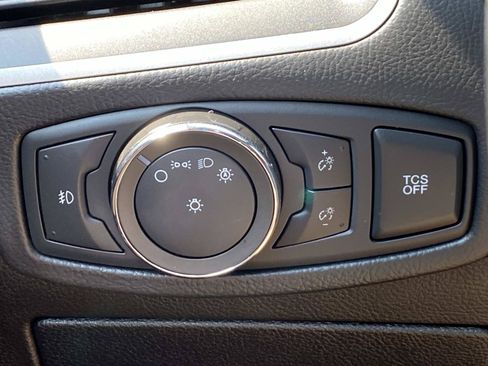 Used 2020 Ford Edge SEL w/ Cargo Accessory Package FWD image 21