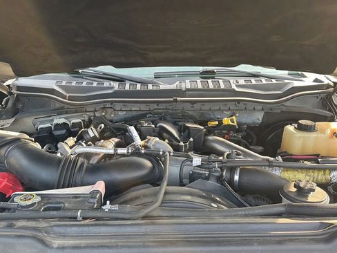 Used 2018 Ford F250 Lariat w/ Lariat Ultimate Package image 24