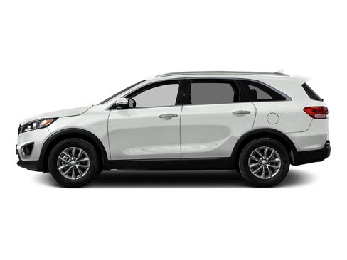 Used 2016 Kia Sorento AWD image 2