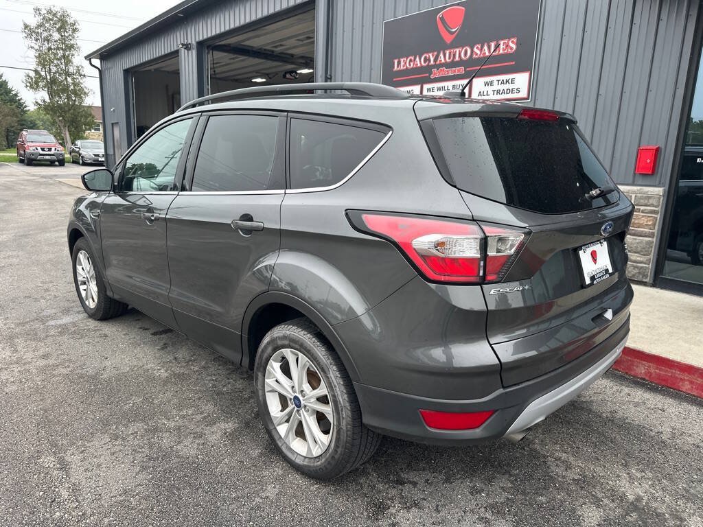 Used 2018 Ford Escape SE AWD/4WD image 3