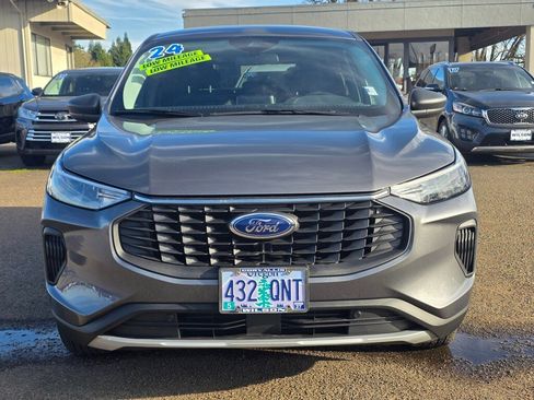 Used 2024 Ford Escape Active image 6