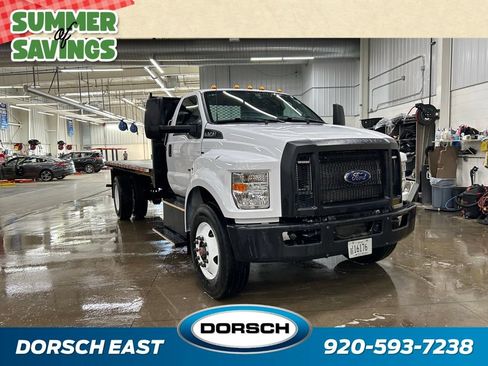 Certified 2022 Ford F750 2WD Regular Cab Super Duty image 4