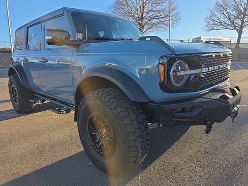 Used 2021 Ford Bronco Wildtrak image 8