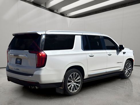 Used 2024 GMC Yukon SLT image 6