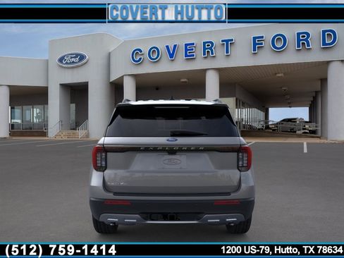 New 2026 Ford Explorer Active RWD image 5