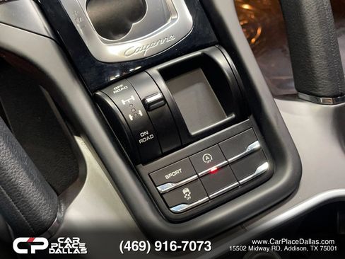 Used 2014 Porsche Cayenne AWD/4WD image 41