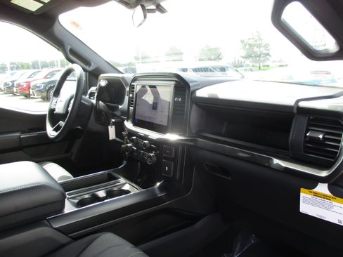 Used 2025 Ford F150 STX w/ Equipment Group 200A AWD/4WD image 37