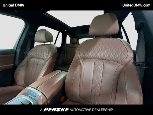 Used 2022 BMW X5 M50i AWD/4WD image 5