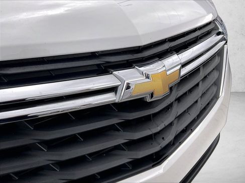 Certified 2024 Chevrolet Equinox LS FWD image 30