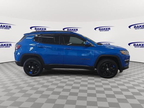 Used 2020 Jeep Compass Latitude w/ Cold Weather Group AWD/4WD image 4