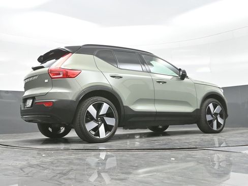 Used 2023 Volvo XC40 Recharge Ultimate w/ Protection Package Premier image 23