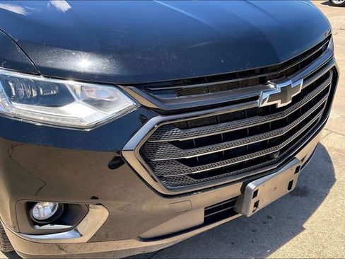 Used 2020 Chevrolet Traverse Premier FWD image 33
