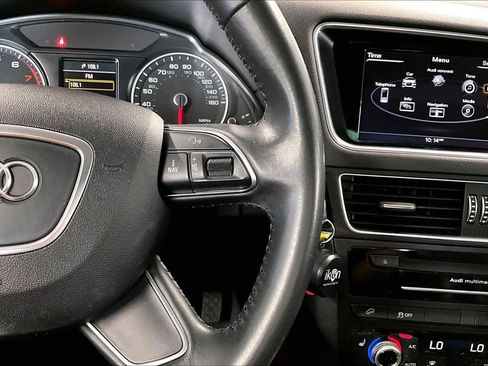 Used 2017 Audi Q5 2.0T Premium w/ Audi MMI Navigation Plus image 24