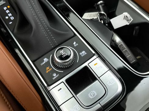 Certified 2025 Kia Telluride SX Prestige X-Pro AWD/4WD image 11