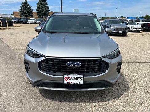 Used 2024 Ford Escape Platinum AWD/4WD image 4