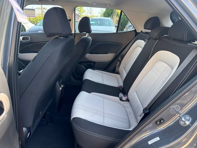 Certified 2026 Hyundai Venue SEL FWD image 25