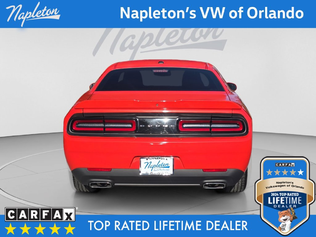 Used 2022 Dodge Challenger SXT RWD image 4