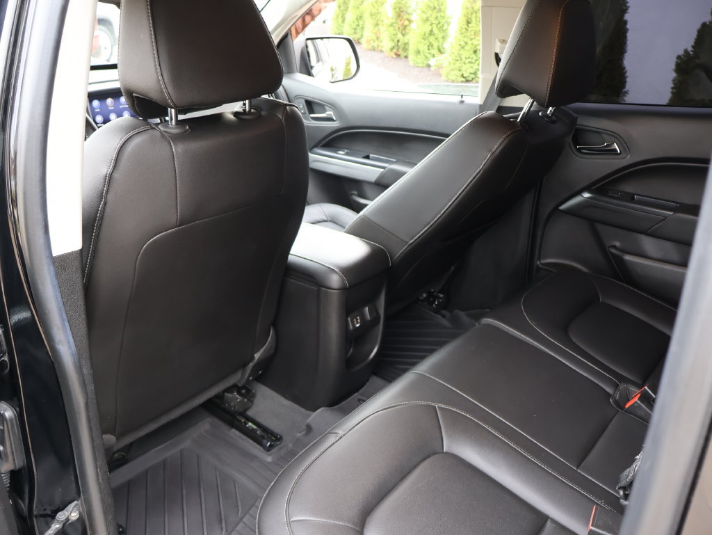 Used 2019 Chevrolet Colorado ZR2 w/ ZR2 Midnight Special Edition AWD/4WD image 10