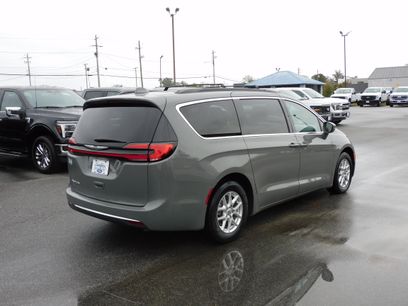 Used 2022 Chrysler Pacifica Touring-L