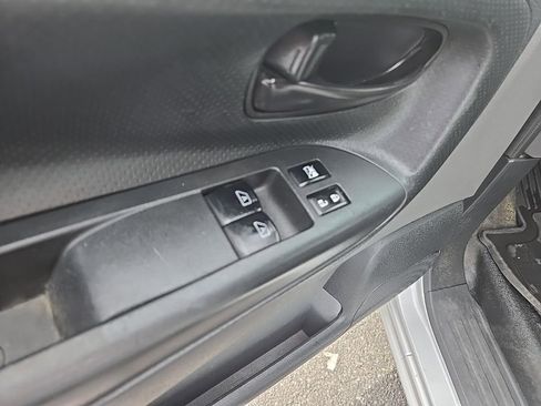 Used 2015 Nissan NV200 SV w/ Technology Package image 10